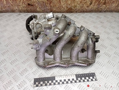 коллектор впускной Mazda 323C BA 1995