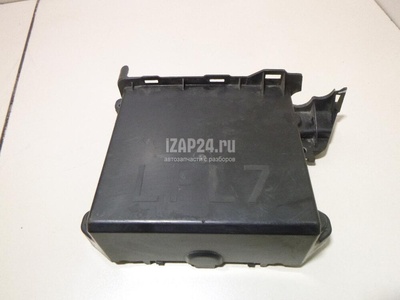 LFL718786A Крышка блока управления двигателем Mazda Mazda 5 (CR) (2005 - 2010)