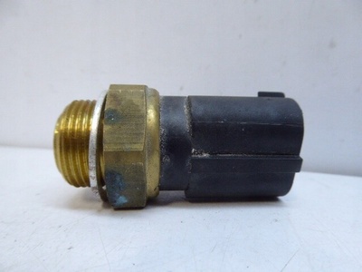 1J0959481A Skoda fabia i 6y 00 - 07 датчик температуры радиатора 1.9 sdi 8v