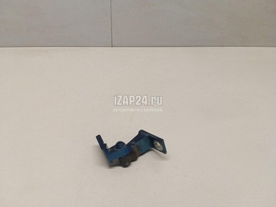 8K0831402D Петля двери VAG Superb (2002 - 2008)