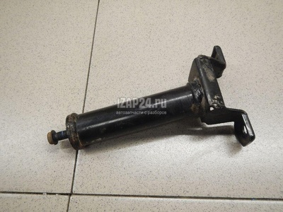 1K0018965D Кронштейн защиты картера VAG Passat [B6] (2005 - 2010)