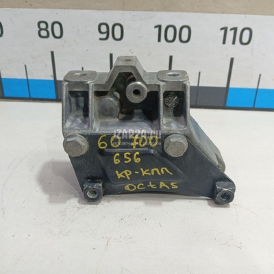 1K0199111E Кронштейн КПП VAG Golf Plus (2005 - 2014)