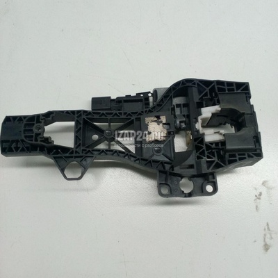 4L0839885J Кронштейн ручки VAG Q7 [4L] (2005 - 2015)