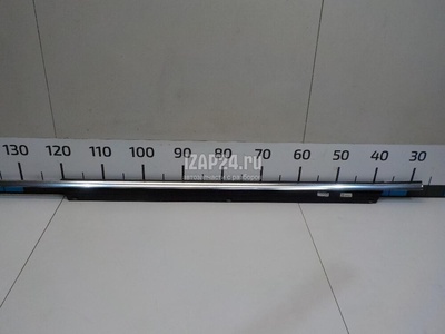 4L0853283E2ZZ Накладка стекла переднего левого VAG Q7 [4L] (2005 - 2015)