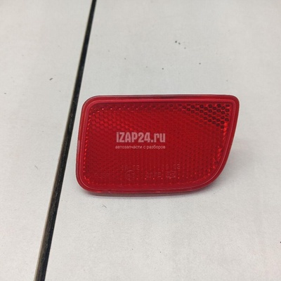 8200152643 Отражатель в бампер задний правый Renault Scenic II (2003 - 2009)
