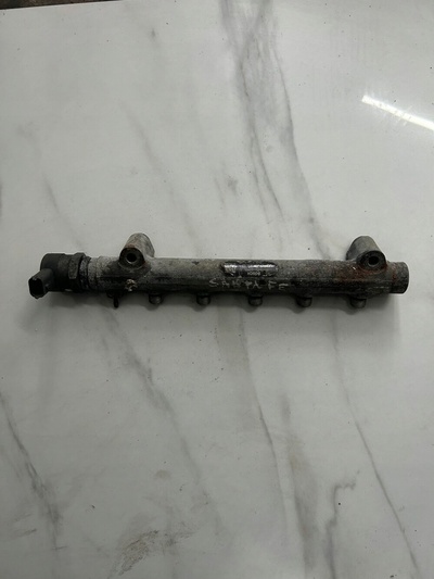0445214085 накладка впрыска 2.0 crdi hyundai санта fe ii