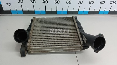 7L6145803D Интеркулер VAG Q7 [4L] (2005 - 2015)