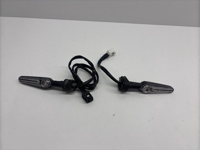 50R0035338 Yamaha mt - 07 21 - поворотники светодиодный