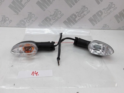 YAMAHA R1 FZ1 R6 FZ6 MT 07 Kierunkowskaz kierunek 1 sztuka. Yamaha r1 fz1 r6 fz6 mt 07 поворотник поворотник 1 sztuka.