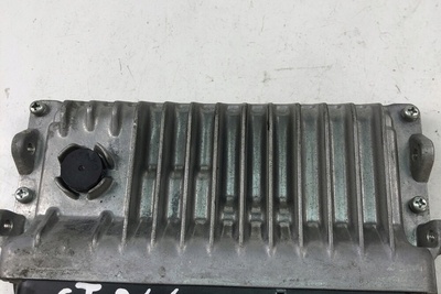 896610Z840 jednosta управления двигателя экю toyota auris _e18_ 2015