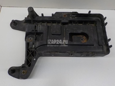 1K0915333D Крепление АКБ (корпус/подставка) VAG Passat [B6] (2005 - 2010)