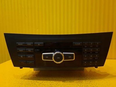 A2049001813 Mercedes C W204 RADIO NAWIGACJA