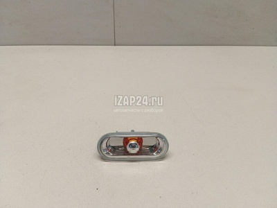 7E0949117 Повторитель на крыло VAG Transporter T5 (2003 - 2015)