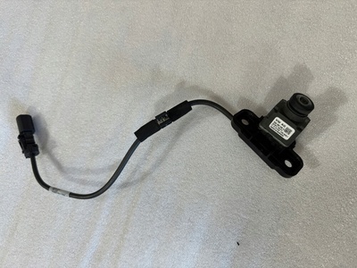 5Q0980546A audi a4 b9 a5 s5 камера бампера передняя крепление провода оригинал 5q0908546a