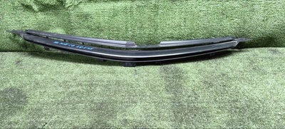 5311168030 решетка радиатора Toyota Wish ZNE10