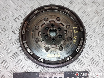 038105264E маховик Audi A3 8L 1998