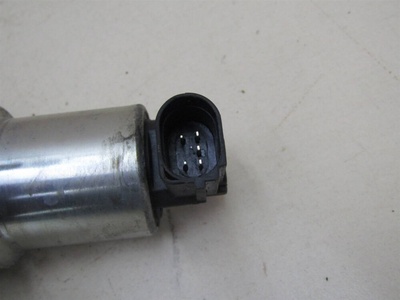 06A131501F Клапан рециркуляции выхлопных газов Skoda Octavia (A4 1U-) 2000-2011