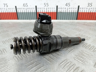 0414720215 Форсунка дизельная электрическая Volkswagen Golf_Plus (2005-2013) 2006 ,038130073AG