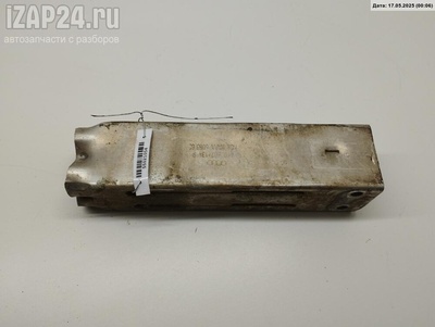 4F0807134 Кронштейн бампера переднего Audi A6 C6 (2004-2011) 2005