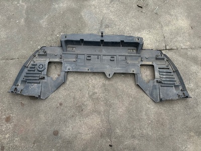9683028880 Citroen c5 iii x7 плита бампера крышка под бампер
