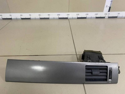 68760EL01A Решетка вентиляционная Nissan Tiida C11 2007-2014