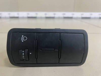 933704L000RY Кнопка регулировки фар Hyundai Solaris 2010-2017 , 933104L100RY