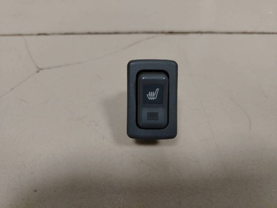 GJ6E6642002 Кнопка включения обогрева Mazda Mazda 6 GG 2002-2007
