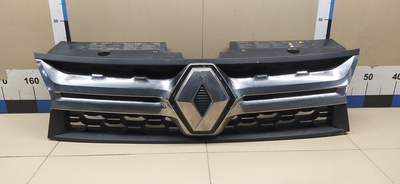 623103564R Решетка радиатора RENAULT Duster 2012>