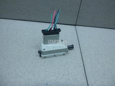 56045043AG Датчик включения стопсигнала Chrysler Cherokee (KJ) (2002 - 2006)