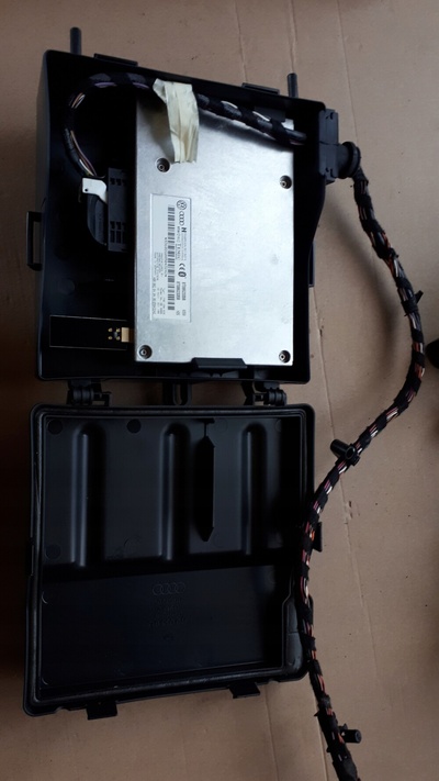 8T0862335b A4 B8 MODUŁ BLUETOOTH STEROWNIK A5 Q5