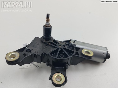 8L0955711B Двигатель стеклоочистителя заднего (моторчик дворников) Audi A6 C5 (1997-2005) 2002