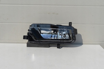 2K5941661 LAMPA PRZECIWMGIELNA HALOGEN LEWY VW CADDY 2015 - 2020 A