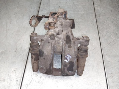 4A0615423 Суппорт задний левый Audi 100 C4/4A 1994