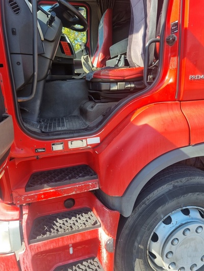 GÓRNY RENAULT PREMIUM DXI Stopnica левая степень верхний renault премиум dxi
