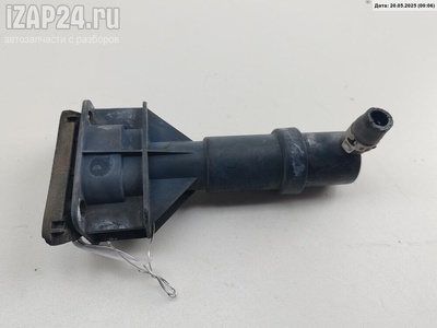 4Z7955979 Форсунка омывателя фар Лев. Audi A6 C5 (1997-2005) 2002