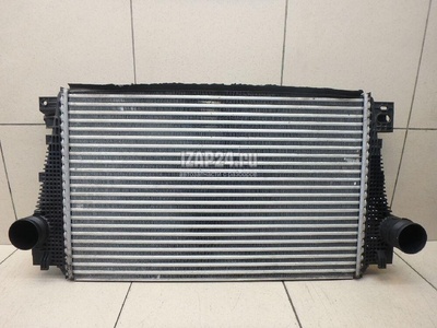 2H0145804C Интеркулер VAG Amarok 2010