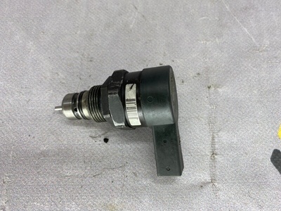 057130764c Клапан давления топлива Audi a6 c6 2006 , 0281902785