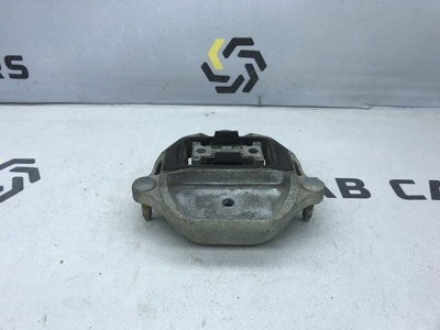 8k0399151 Подушка АКПП Audi A4 B8