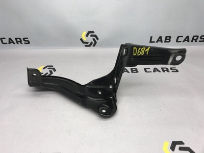 4f0145813f кронштейн радиатора Audi a6 c6 2009