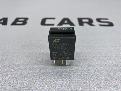 7m0951253c Реле 404 Audi A6 C6