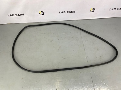 4F0837911 Уплотнитель двери audi a6 c6 2006