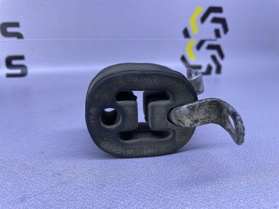8d0253147e Подушка глушителя Audi A4 B5 , 8d0253147f