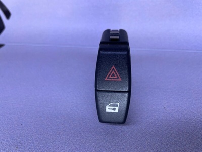 61316919506 Кнопка аварийной сигнализации BMW x5 e70 2008