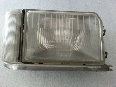 Фара mazda 323 ii бд pr . 83r.