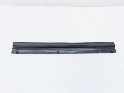 828384EA0B Уплотнитель двери Nissan Qashqai J11 2016