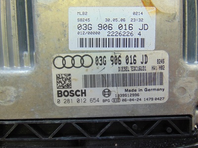 03G906016JD Блок управления двигателя bosch 0281012654