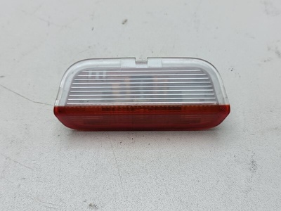 1K0947411A Плафон освещения салона Volkswagen Touareg 2 NF