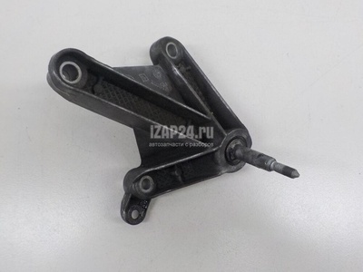 8200457080 Кронштейн КПП левый Renault Duster 2012