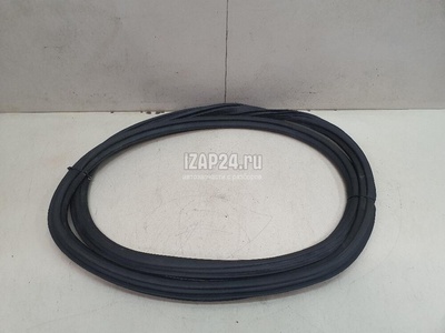 8U0833721A Уплотнитель двери VAG Q3 (8U) (2012 - 2018)
