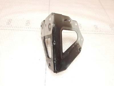 4F0821135B Кронштейн крыла переднего левого Audi A6 C6 Allroad 2006-2012